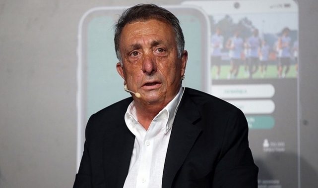 Beşiktaş'ın golcü futbolcusu Cyle Larin ile sözleşme görüşmeleri kötü gidiyor