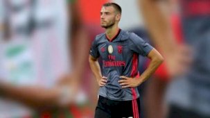 Galatasaray Benfica'dan Ferro'yu kiralamak istiyor!