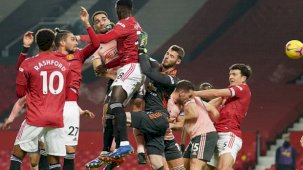 Manchester United, Premier Lig'de 13 maç sonra kaybetti