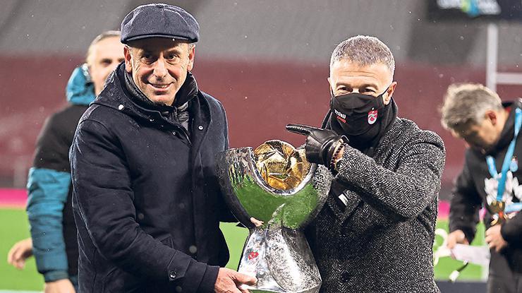 Fanatik Özel | Ahmet Ağaoğlu&#039;ndan Fenerbahçe ve transfer açıklaması