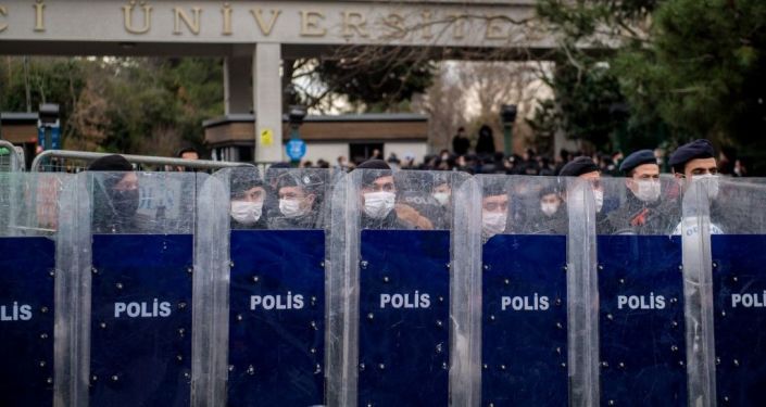 İçişleri'nden Boğaziçi açıklaması: Terör örgütlerinin kışkırtmalarına müsaade etmeyiz, kimse devletin gücünü sınamasın