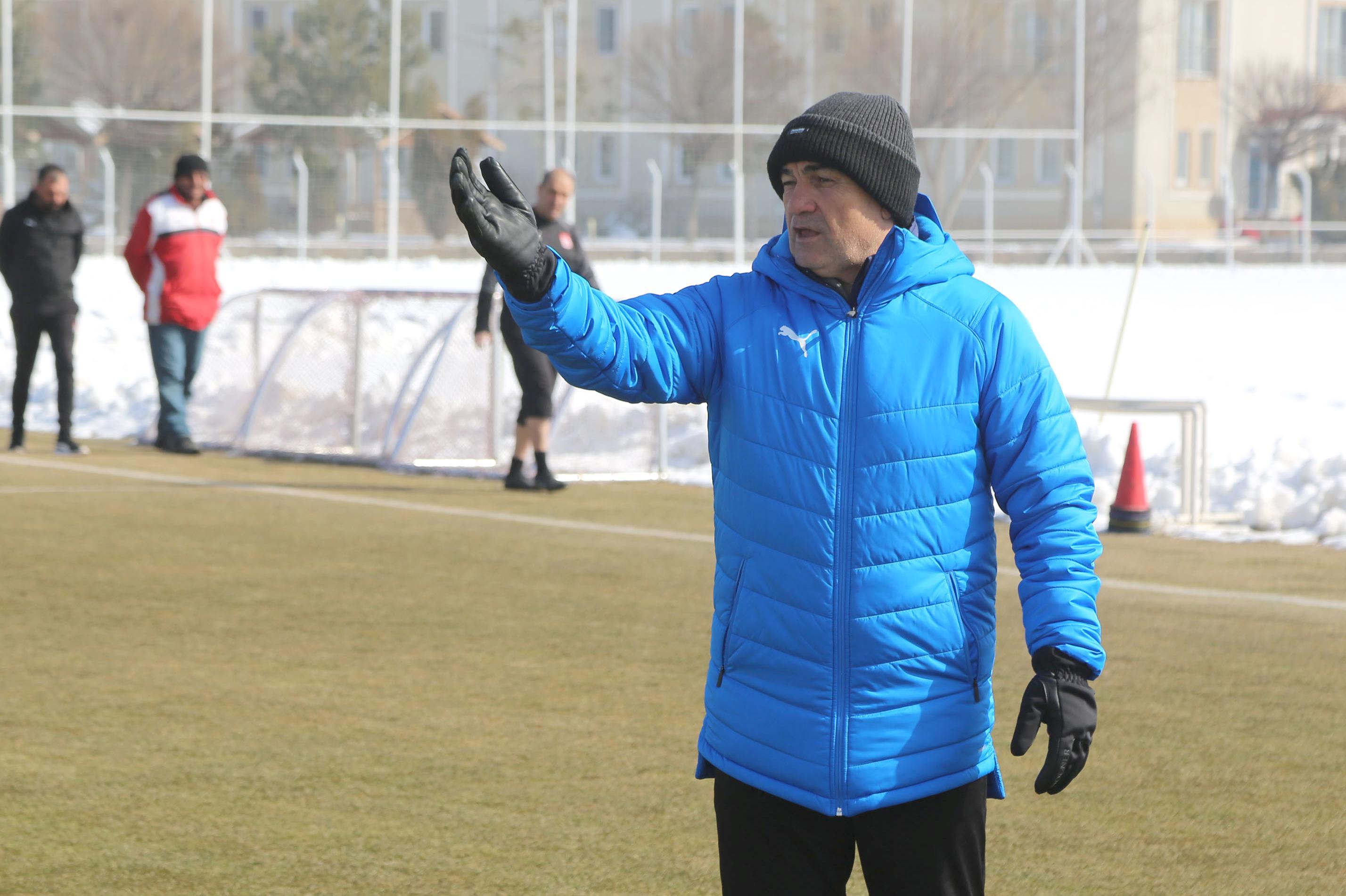 Rıza Çalımbay: Rize&#039;de elimizden ne geliyorsa yapacağız