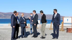 Burdur Belediye Başkanı Ercengiz: Salda Gölü'ndeki çekilmeyi gözlerimizle gördük, önlem almak zorundayız