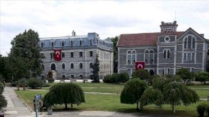 Hürriyet müellifi Selvi: Boğaziçi için tehlike çanları çalıyor
