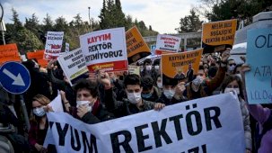 İzmir'de Boğaziçi hareketlerine dayanak veren öğrencilere soruşturma