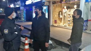 Kısıtlamayı delip maskesiz yakalandılar: Çekirdek çitliyorduk