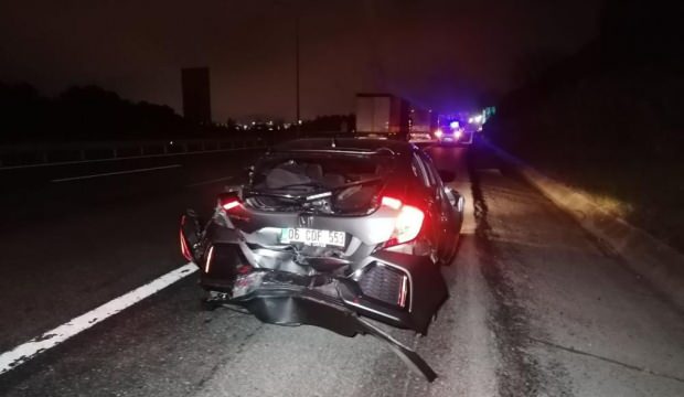 TEM’de 3 araç çarpıştı: 2 yaralı