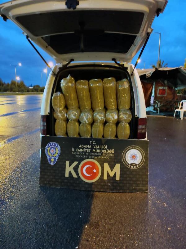Adana'da kaçakçılık operasyonunda 2 şüpheli gözaltına alındı