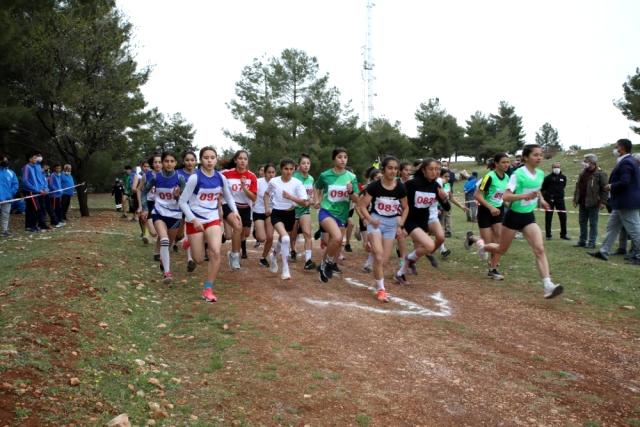 Adıyaman'da 255 atlet yarıştı