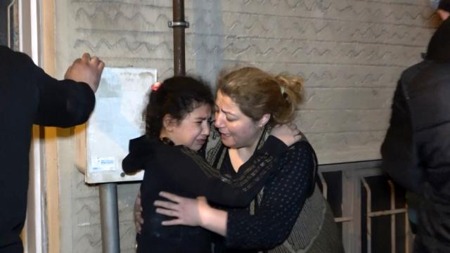 Gece vakti çıkan yangın, mahalleyi ayağa kaldırdı