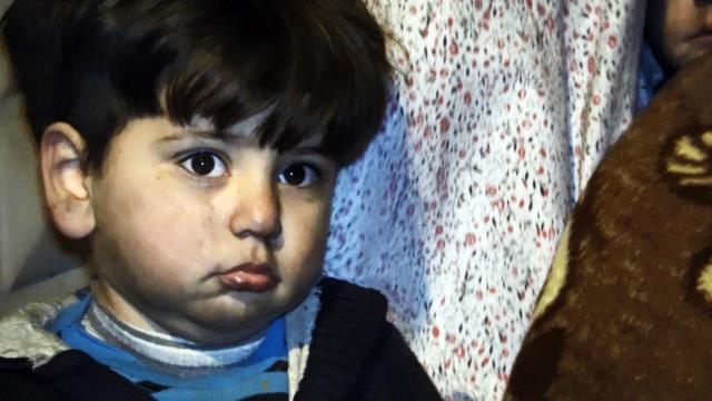 Gece vakti çıkan yangın, mahalleyi ayağa kaldırdı