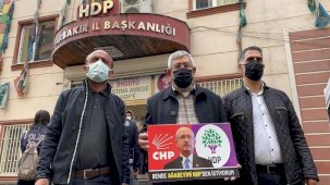 Kılıçdaroğlu'nun kardeşi, Diyarbakır'daki anneleri ziyaret etti: Ben de ağabeyimi HDP'den istiyorum