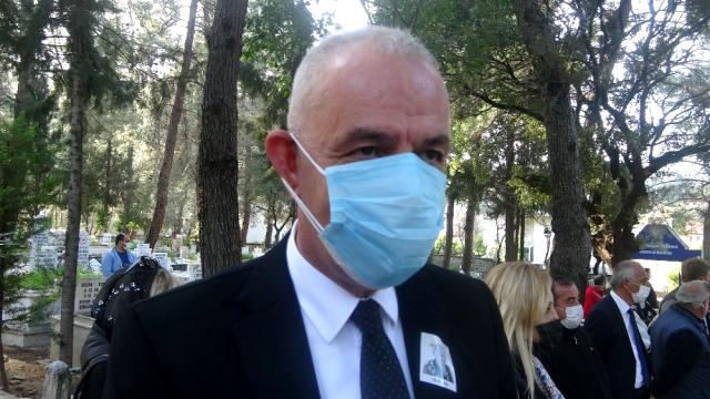 Ünlü sanatçı Altan Karındaş Marmaris'te toprağa verildi