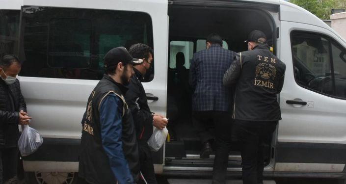 FETÖ&#039;nün TSK yapılanmasına yönelik İstanbul ve İzmir merkezli operasyonda 159 tutuklama