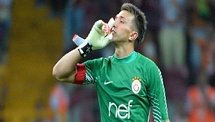 Galatasaray'da Fernando Muslera Form Eksikliği Mi Yaşıyor? Kalesine Gelen 12 Şutun 7'si Gol Oldu