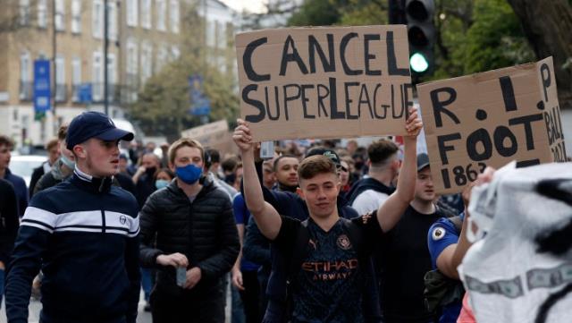 İngiltere'deki taraftarların katkısıyla global çapta bir dayanışma ortamının başlangıcı yapıldı