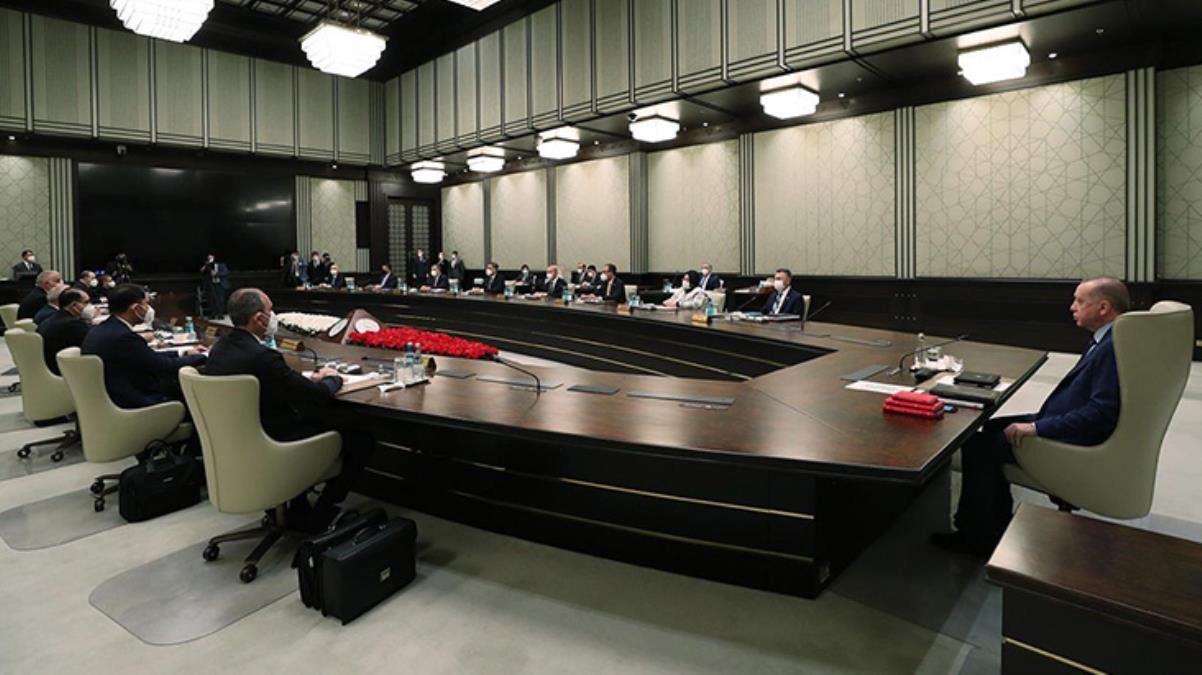 Kabine toplantısından kısmi mi yoksa tam kapanma kararı mı çıkacak? İki yetkili muhtemel senaryoları paylaştı