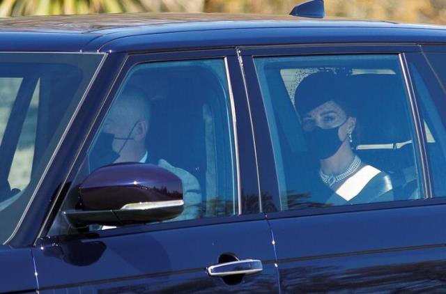 Kraliyet Prens Philip'i son seyahatine uğurluyor! İşte merasimden dikkat çeken ayrıntılar