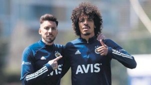 Fenerbahçe'de Luis Gustavo ve Sosa Tartışması Ortalığı Karıştırdı