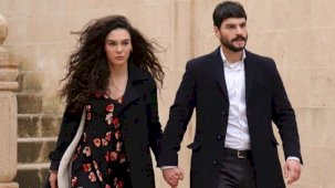Hercai dizisi final yaptı! Akın Akınözü ve Ebru Şahin'den duygusal paylaşımlar geldi
