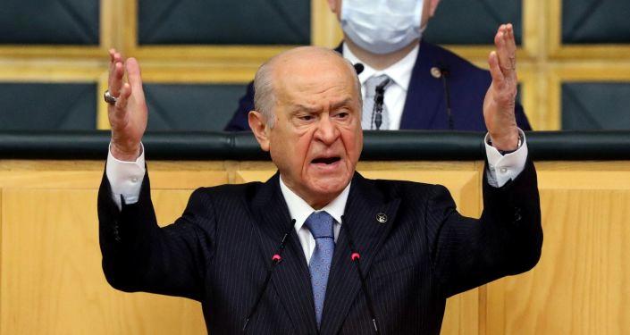 Bahçeli: 3 Mayıs ruhunu idrak edemeyenlerin her fırsatta istismara kalkışmaları telaş verici bir halin trajik yansıması