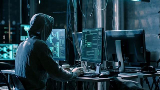 Bilgisayar korsanları ABD'nin en büyük boru çizgisini devre dışı bıraktı, akaryakıt karayoluyla taşınacak