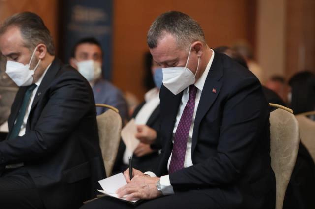 Büyükakın, MBB'de oy birliğiyle yeniden başkan seçildi