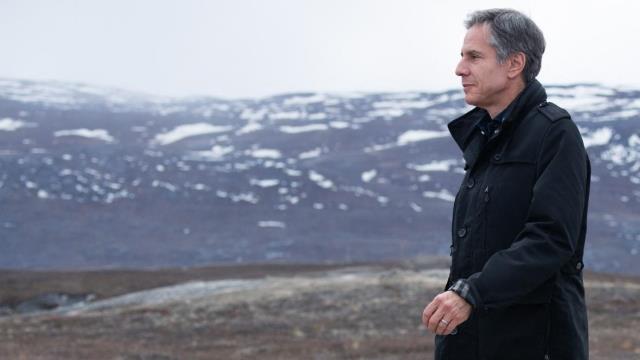 Gözler kutuplara çevrildi: ABD, "satın almaktan vazgeçtiği" Grönland'ı stratejik ortaklarına ekledi