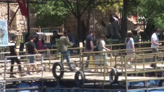 Sakin şehir Halfeti'de turizm hareketliliği başladı