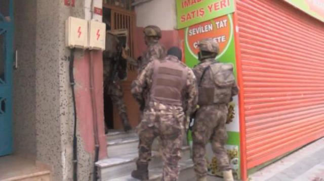 Son Dakika! Organize suç örgütlerine yönelik 8 vilayette 171 şüphelinin yakalanması için "Sahil Rüzgarı Operasyonu" başlatıldı