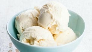 Yaz Aylarının Vazgeçilmezi Dondurmayı Kesinlikle Su İle Tüketin