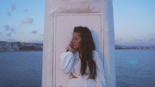 Fatma Güneşer İsviçre'den canlı bağlantılarla radyoları sallıyor!