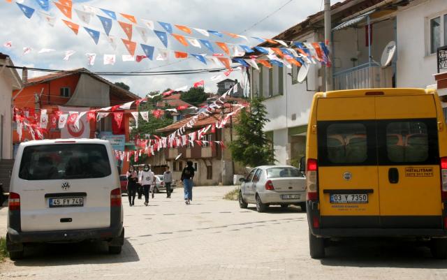 7 yıl aradan sonra belediye başkanlarını seçmek için sandık başına gidecekler