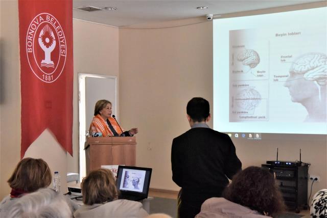 Alzheimer paneli ile vatandaşlar bilinçlendirildi