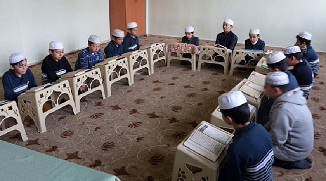 Diyanet İşleri Başkanlığı Eğitim Hizmetleri Genel Müdürlüğü 2021 Yaz Kur'an Kurs Kayıt Tarihini Açıkladı