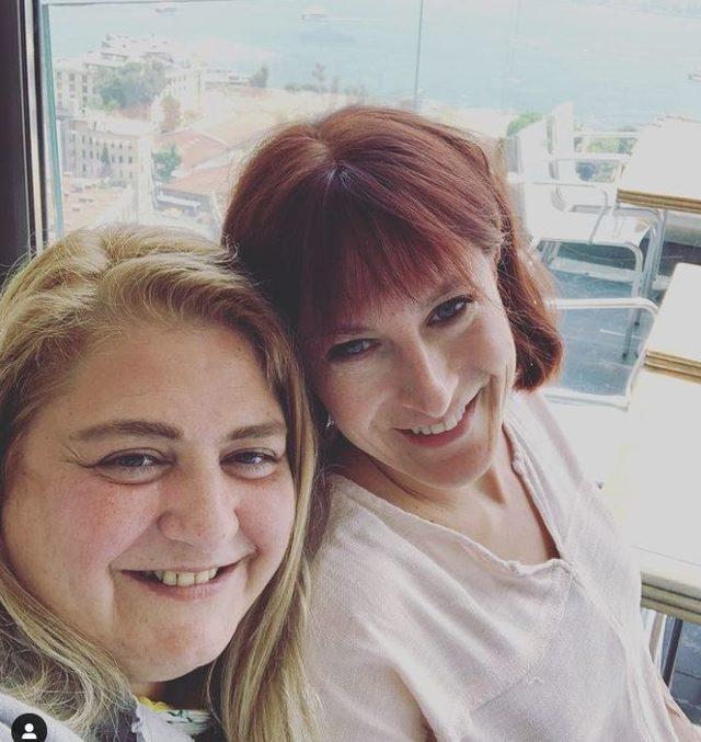 Meme kanseriyle mücadele eden Canan Ergüder'in son imajı beğeni topladı