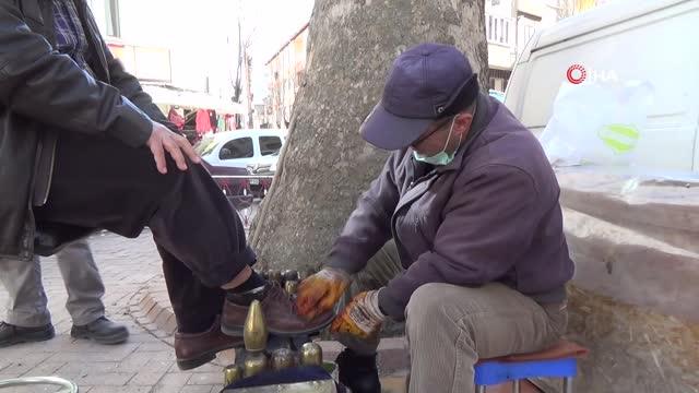 Park yapılacak diye kapalı alanları yıkılınca ortada kaldılar