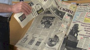 Atatürk Kitaplığı'ndaki 190 yıllık gazetelere jiletli tahribat