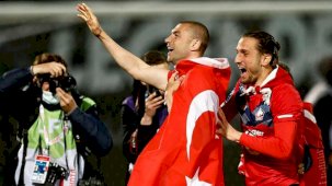 Burak Yılmaz, Lille'de sezonun iyi futbolcusu seçildi