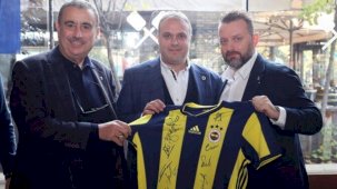 F.Bahçe yöneticilerine 'goygoycular' diyerek istifa eden Aram Markaroğlu'dan Ali Koç'a sitem