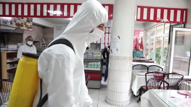 Yeniden başlayan normalleşmeyle esnafa hijyen desteği