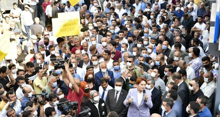 Akşener: Sayın Cumhurbaşkanı'nın Bitlis'te canı yanan esnafların sesini, kulaklarının içinde duyacağına söz veriyorum