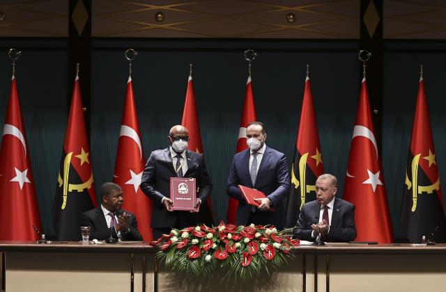 Cumhurbaşkanı Erdoğan: "Türkiye, terörle mücadelede kendisini ispatlamış bir ülke olarak, Angola'nın yanında yer alacaktır"