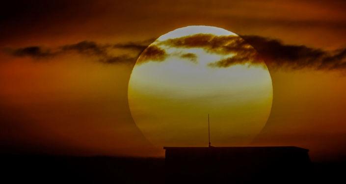 Meteoroloji'den 'güneş çarpması' uyarısı