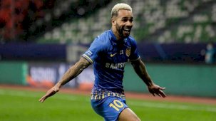 Beşiktaş sonunda Alex Teixeira’yı kadrosuna katıyor