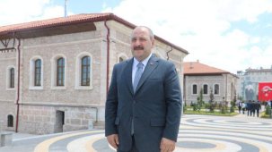 Bakan Varank'tan Prof. Dr. Görür'e: Çürümüş zihniyetin temsilcisi olan birisi