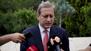 Burak Elmas, TFF'nin aldığı yabancı sayısı kuralına canlı yayında sert tepki gösterdi