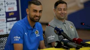 İlk kez kameraların karşısına geçen Serdar Dursun, kendini öve öve bitiremedi