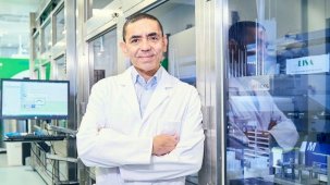 Uğur Şahin’den üçüncü doz açıklaması