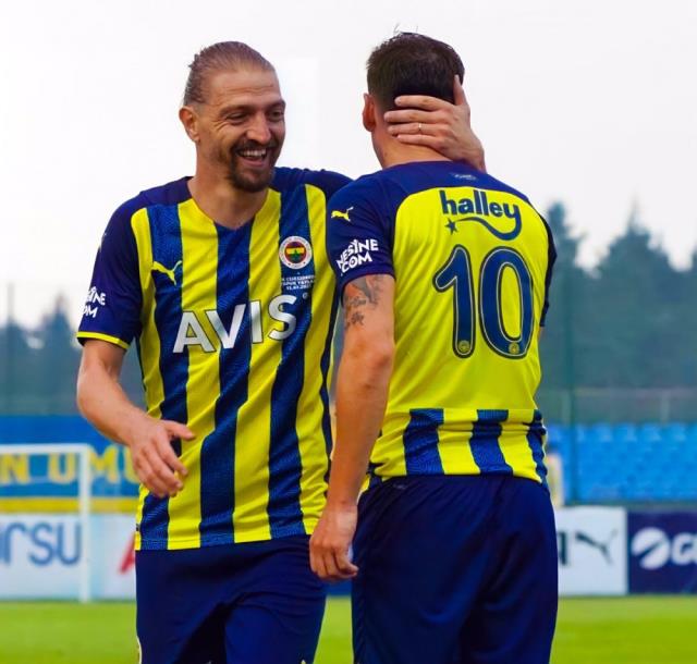 Vitor Pereira pazubandı kime takacağına karar veremiyor! Fenerbahçe'de kaptanlık için 6 aday var